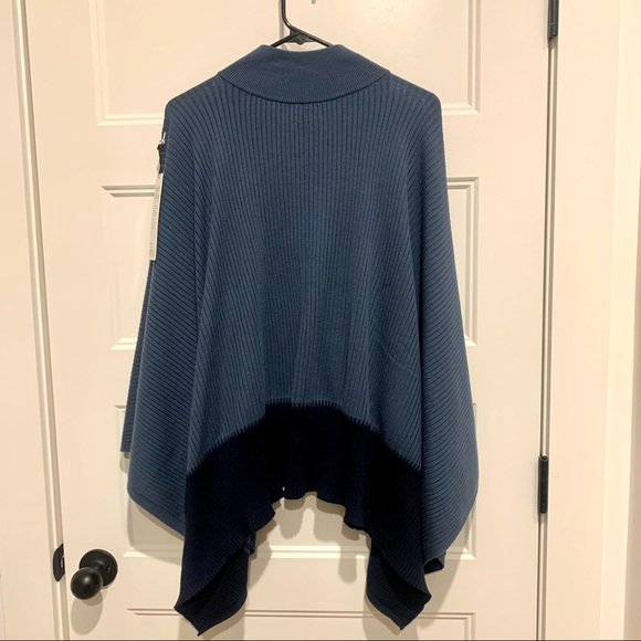 Lululemon On The Go Poncho-One size - Picture 7 of 8